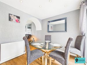 Dining Area - click for photo gallery
